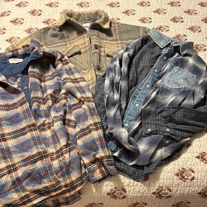 2 American Eagle flannels 1 RSQ fleece